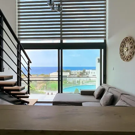 Siesta Beachfront Apartment