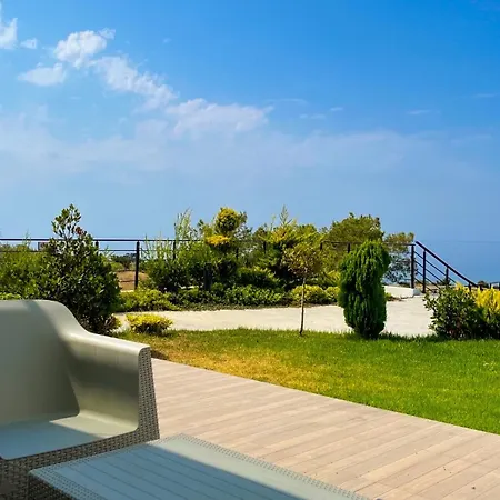 Siesta Beachfront * Kyrenia (Northern Cyprus)
