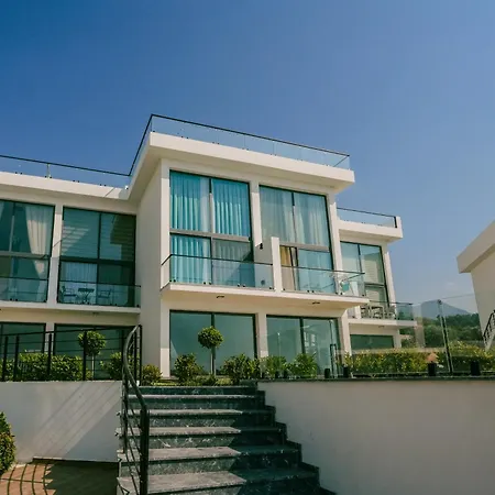 Apartment Siesta Beachfront Kyrenia (Northern Cyprus)
